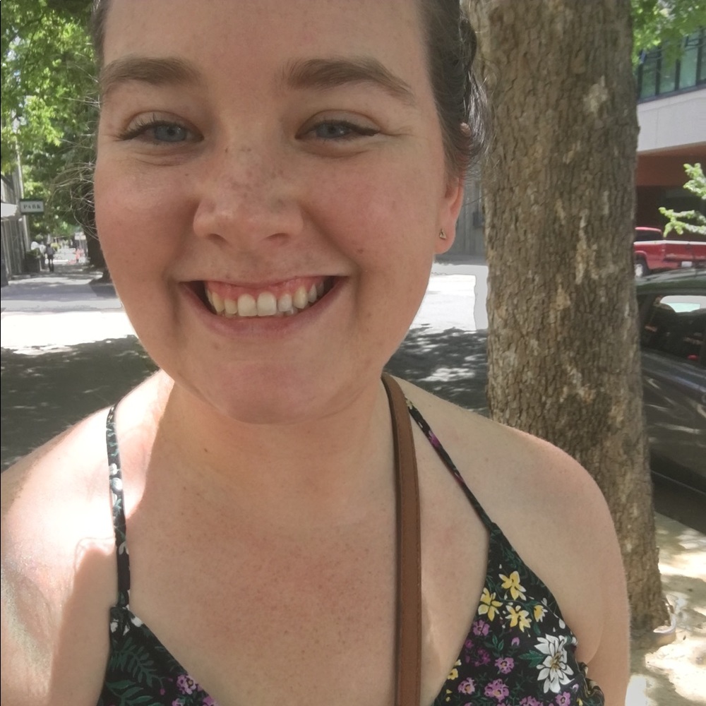 Meet your Posher, Amanda